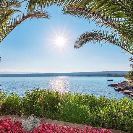 Gorgeous In With Swimming Pool * Malinska