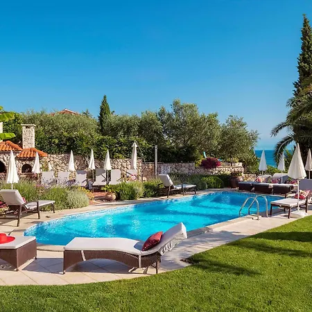 Gorgeous In With Swimming Pool Malinska