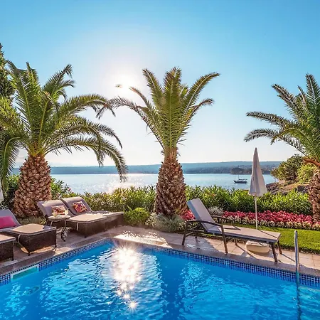 Gorgeous In With Swimming Pool * Malinska